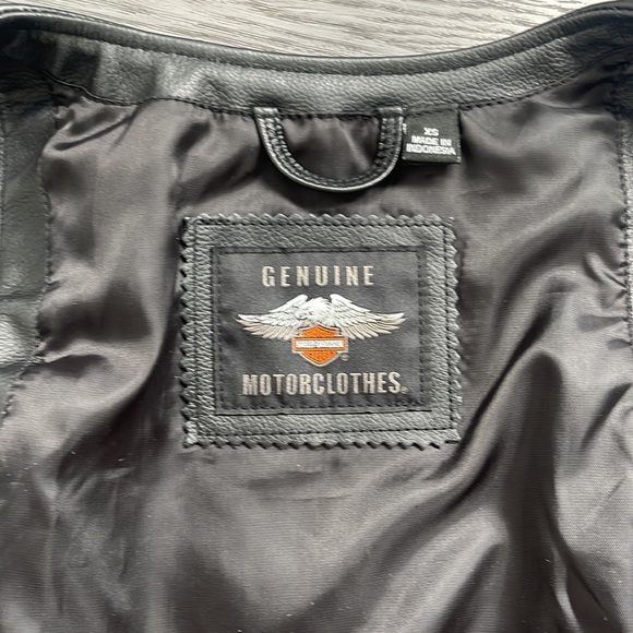 Authentic Harley davidson leather jacket in brand new conditons. Worn only once! - Picture 4 of 4